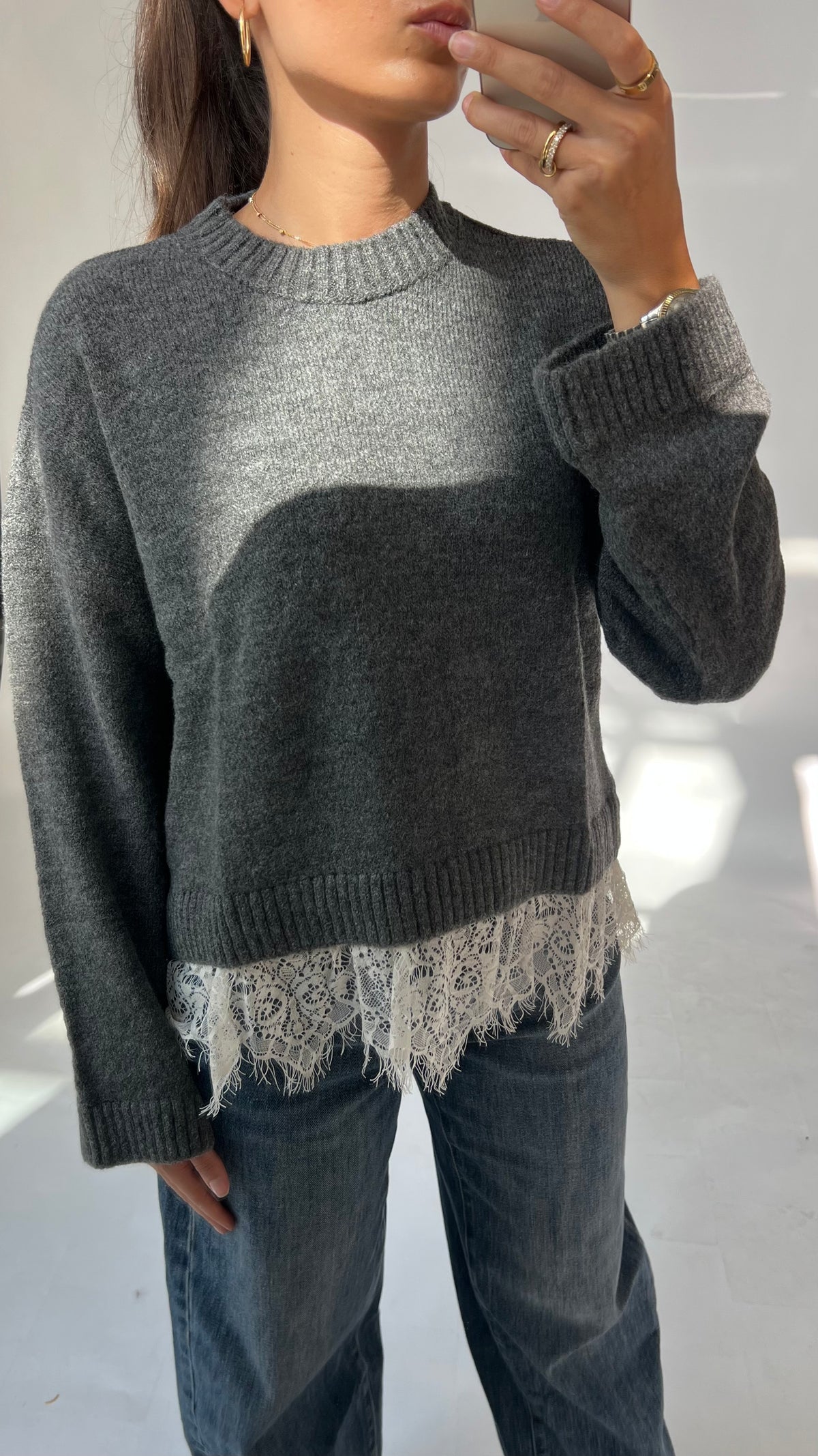 Oversize Strickpullover mit Spitzendetail