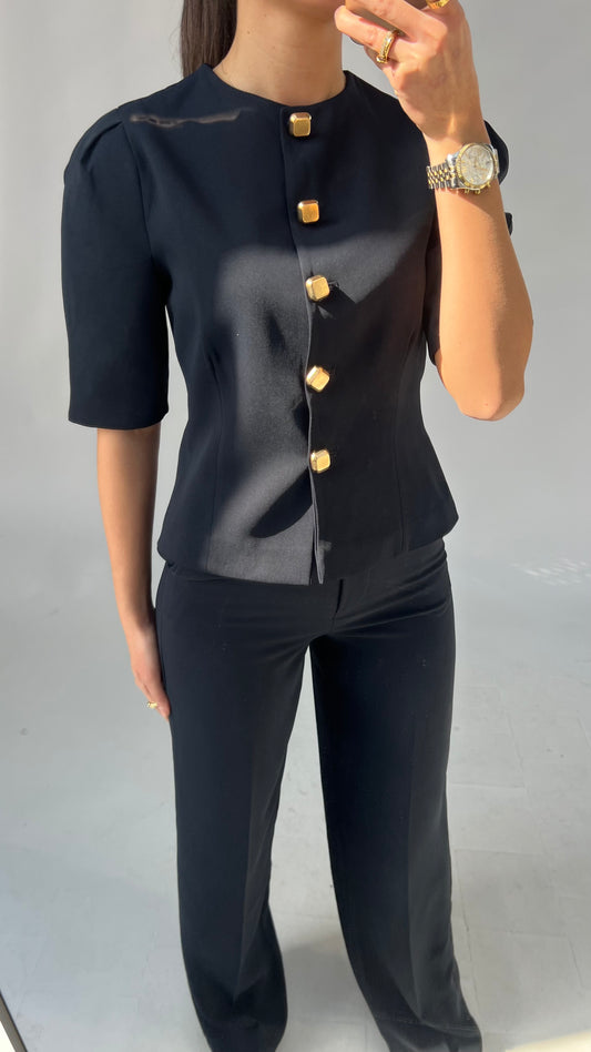 Eleganter Zweiteiler mit Hose