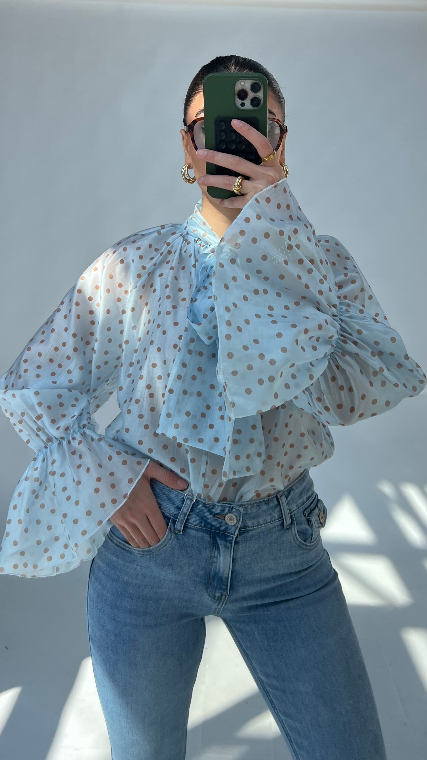 Polka Dot Statement-Bluse