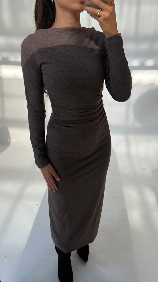 Figurbetontes Midikleid mit Raffung