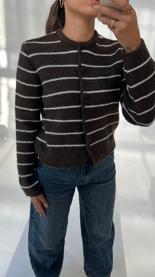 Gestreifter Strickcardigan