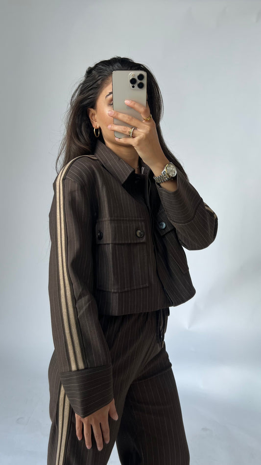 Nadelstreifen-Jacke mit Kontraststreifen