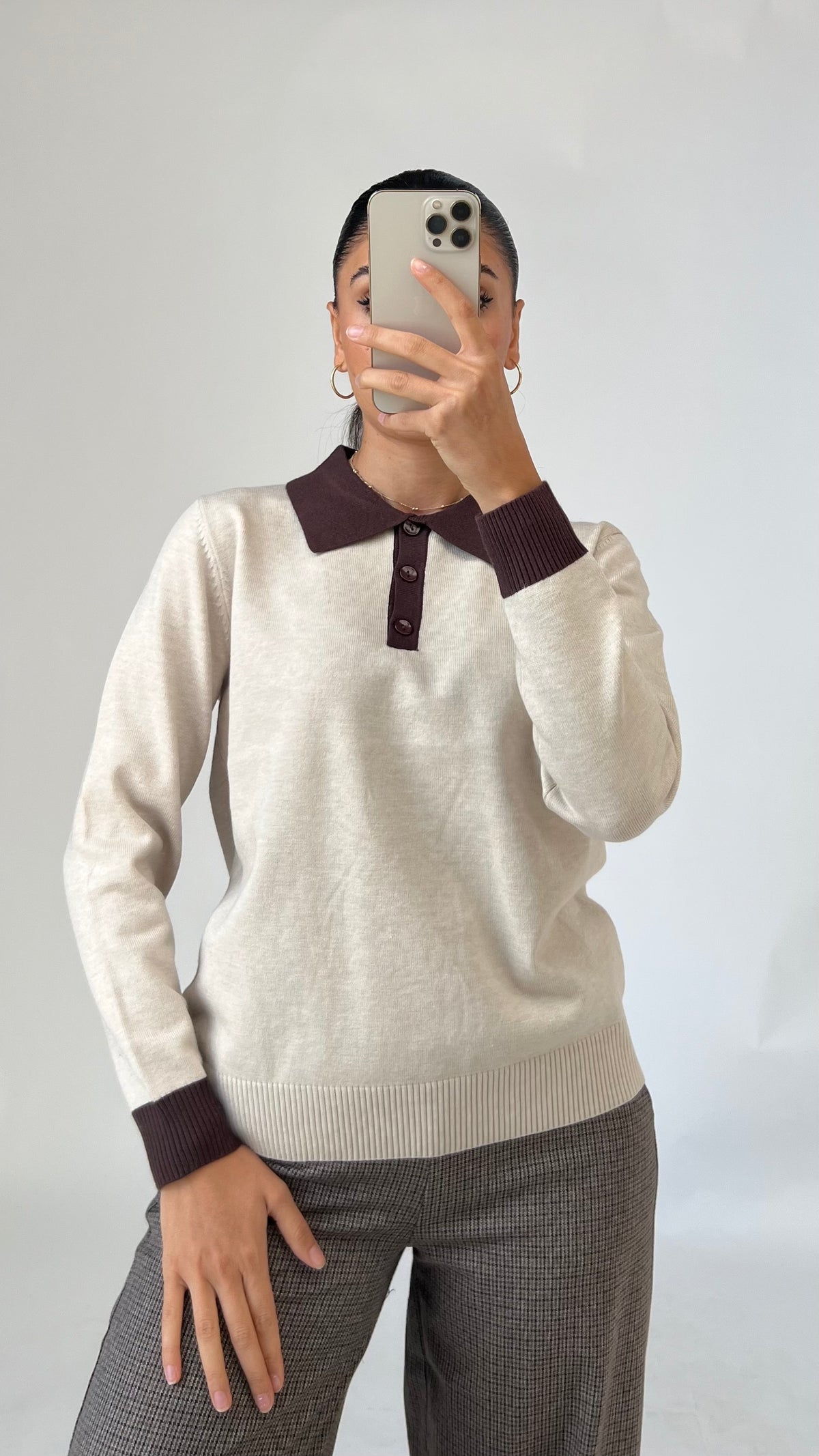 Contrast Collar Knit