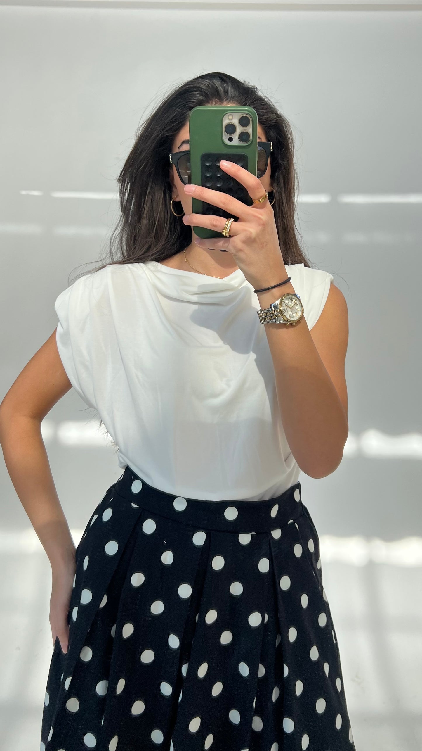Elegantes Top mit Schulterpolstern