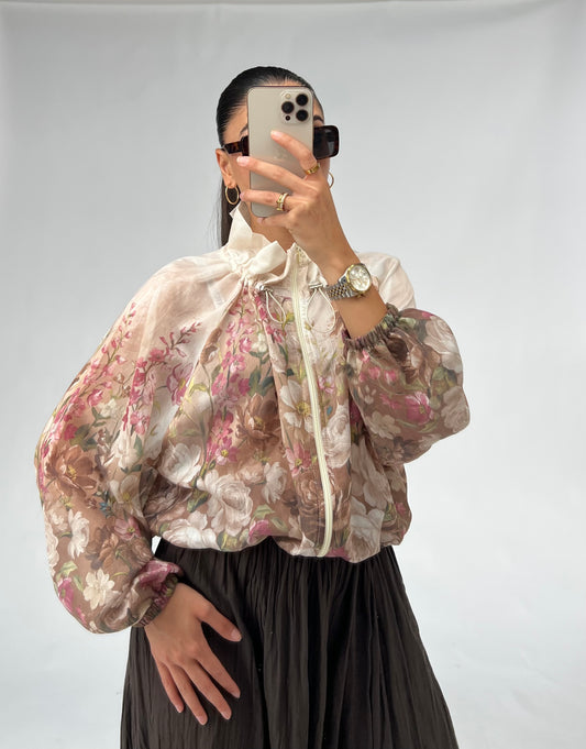 Blumenjacke