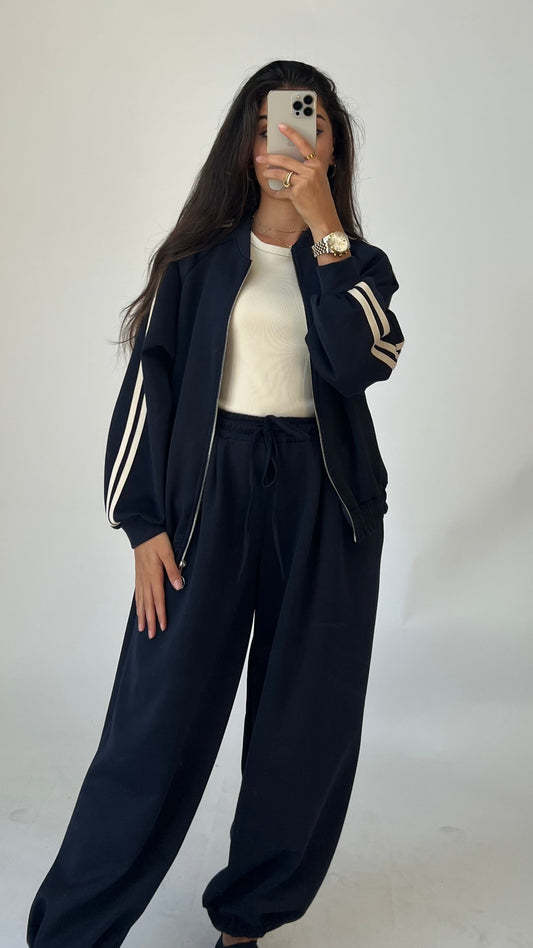 Sporty Zweiteiler mit Streifen-Details