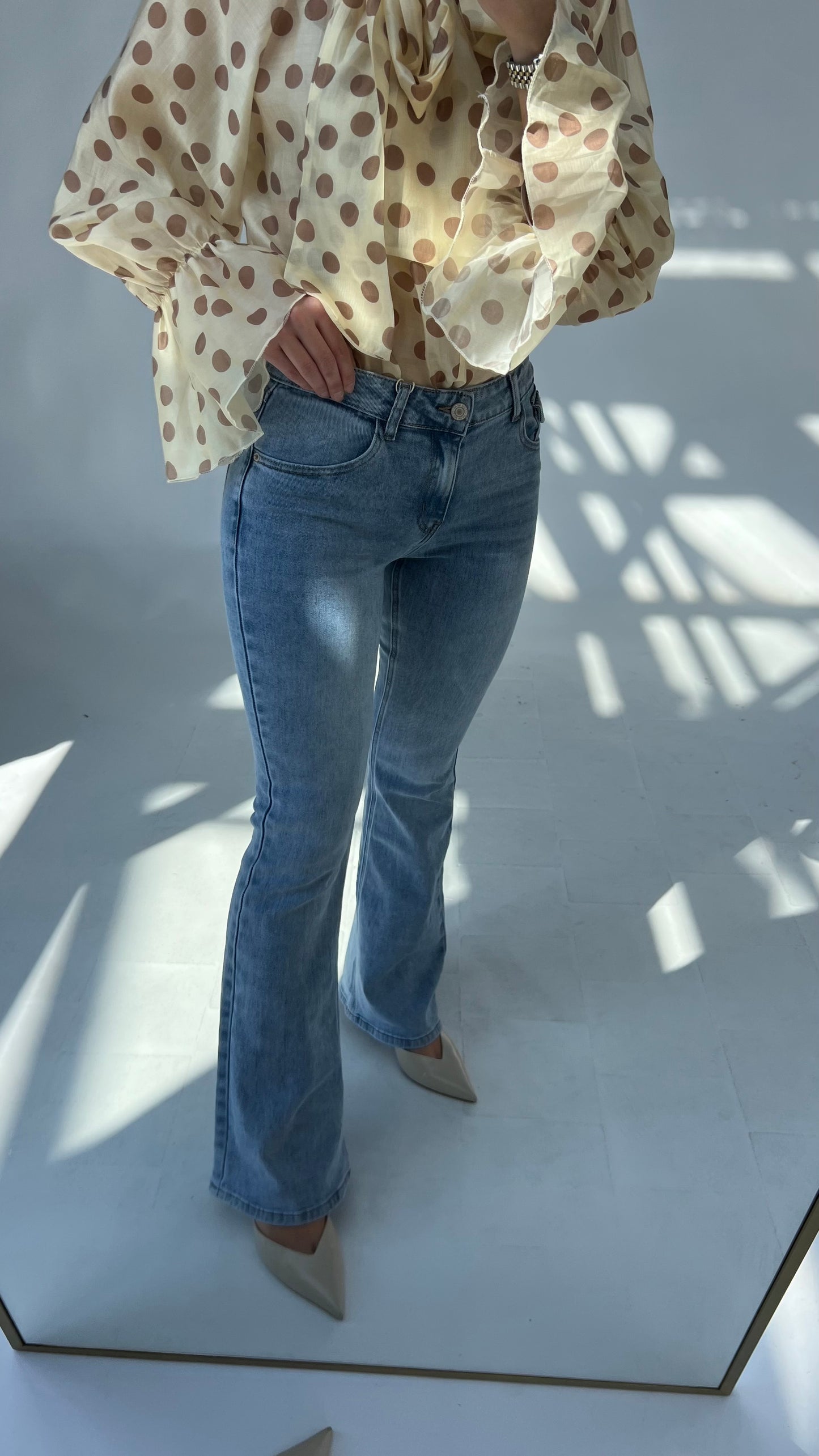 Slim Flared Jeans