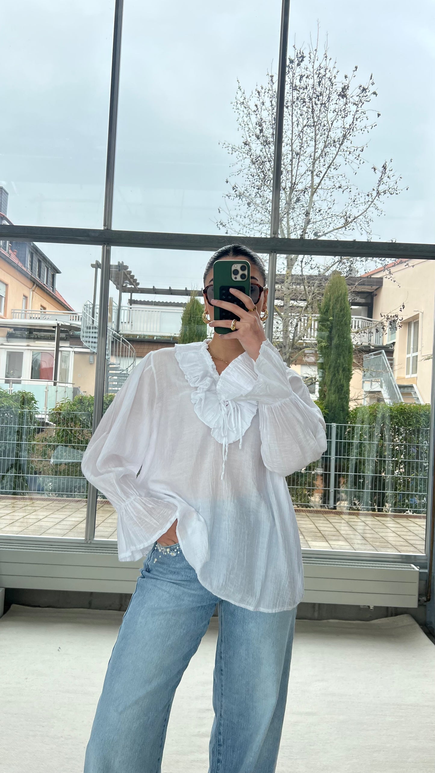 Leichte Rüschen-Bluse