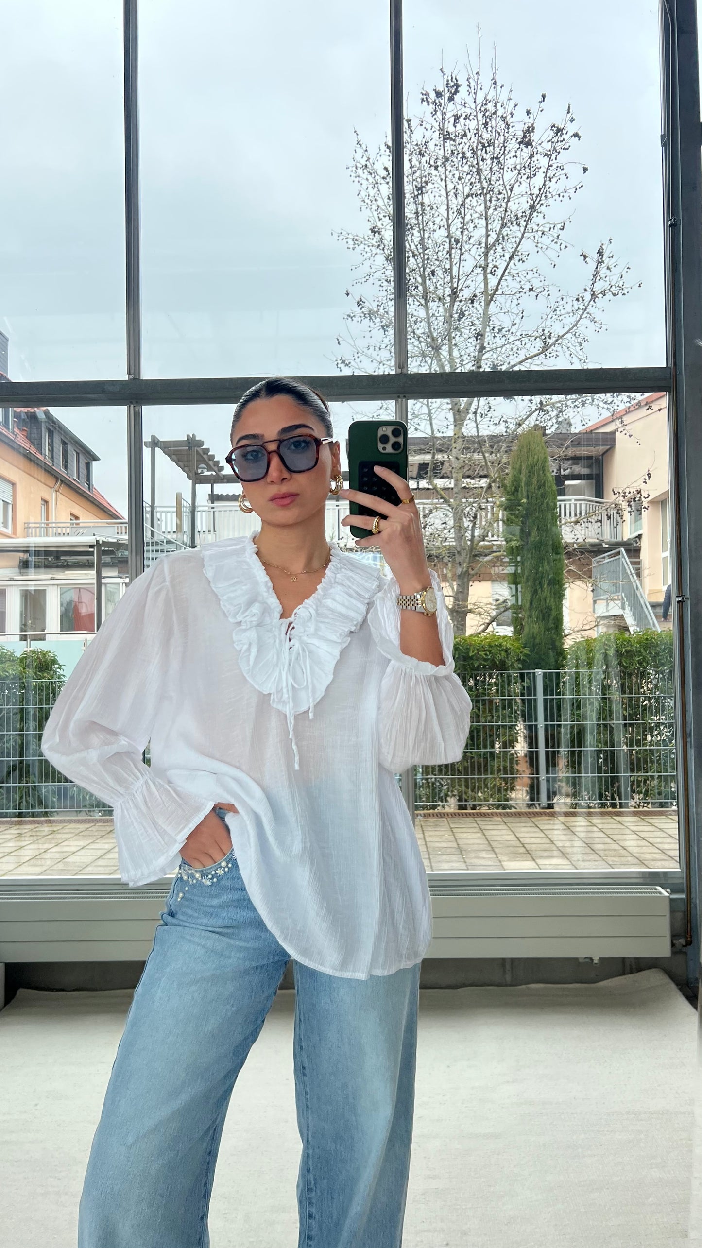 Leichte Rüschen-Bluse